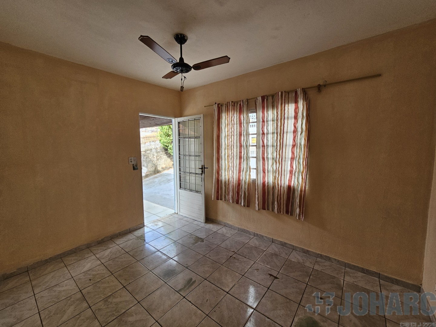 Casa Residencial para locacao no Jardim Catuai em Apucarana com 360m² por R$ 850,00