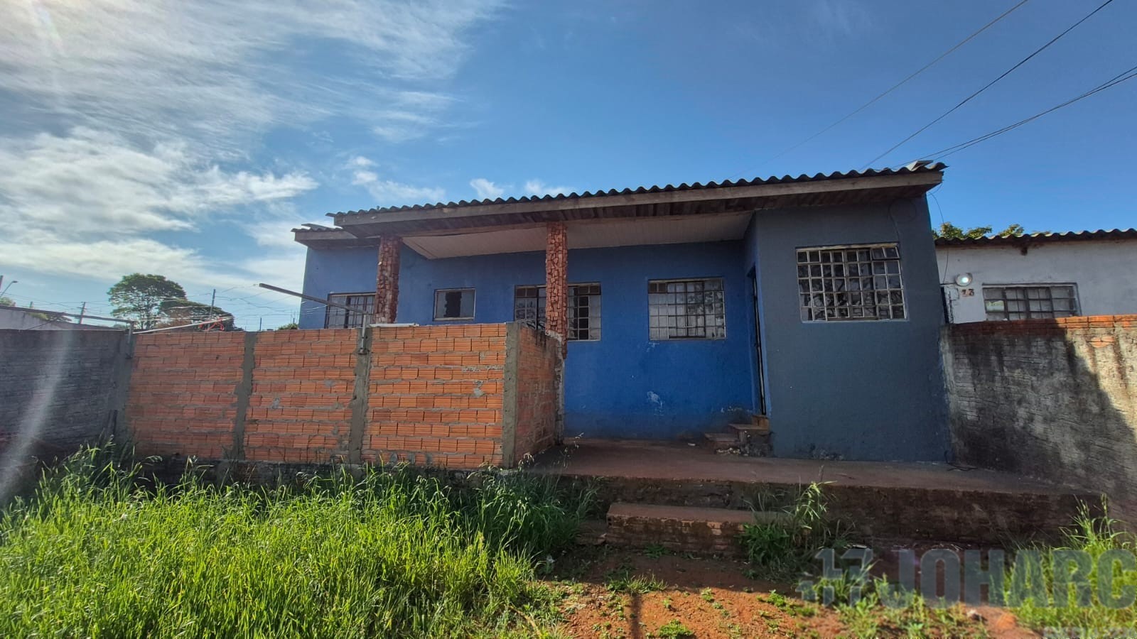 Casa Residencial para venda no Jardim Santos Dumont III em Apucarana com 200m² por R$ 85.000,00
