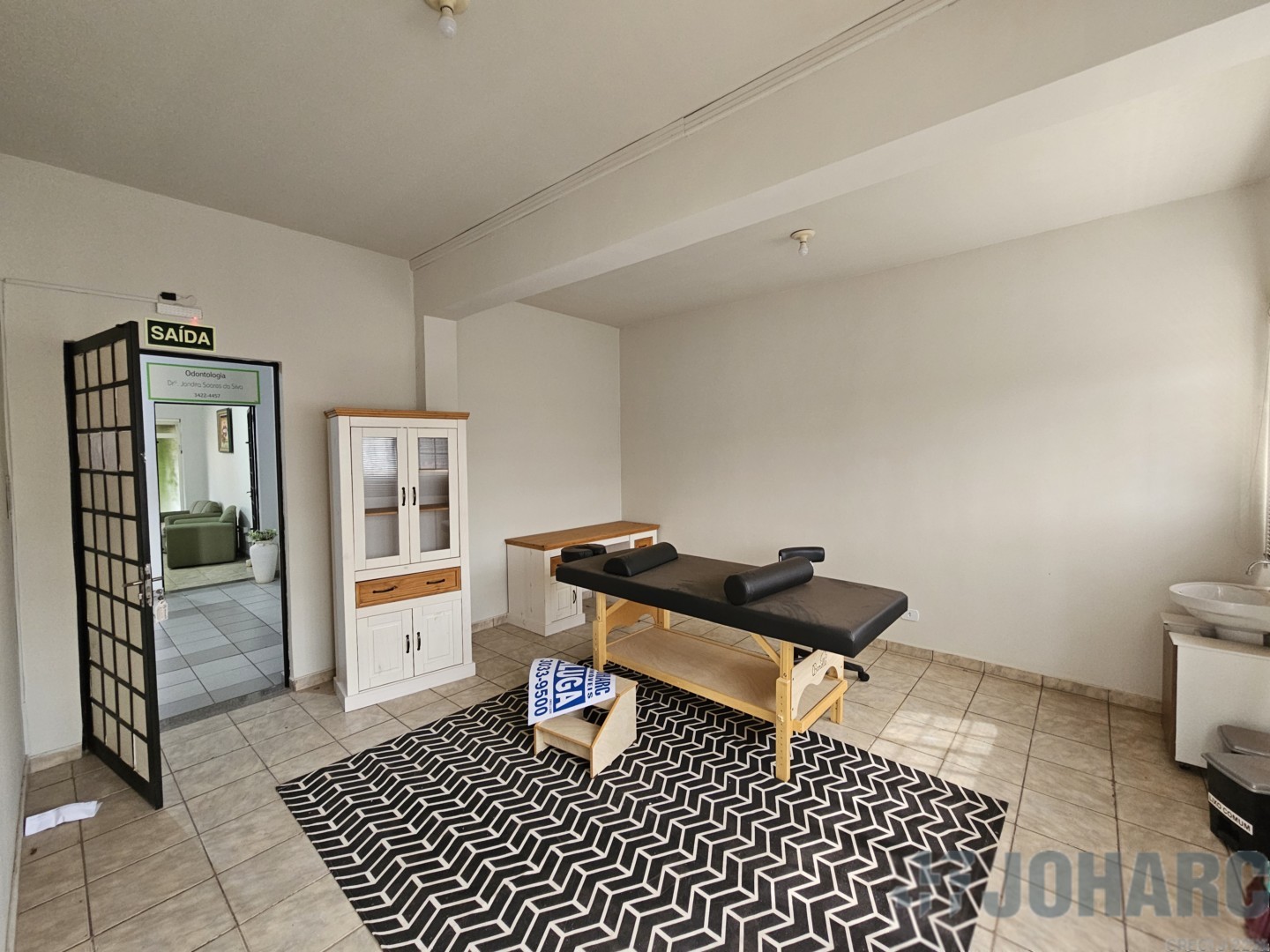 Sala Comercial para locacao no Centro em Apucarana com 0m² por R$ 900,00