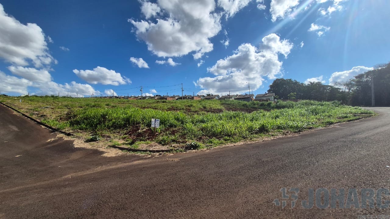 Terreno para venda no Conj Hab Fariz Gebrim em Apucarana com 232,92m² por R$ 38.000,00