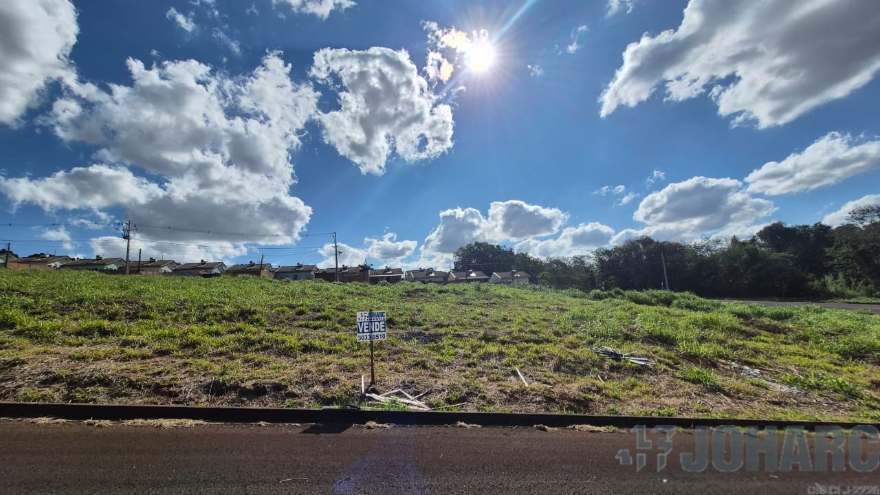 Terreno para venda no Parque Industrial Zona Su em Apucarana com 180m² por R$ 38.000,00