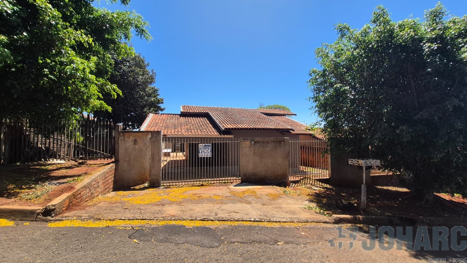 Casa Residencial para venda no Jardim Recanto dos Palmares em Apucarana com 450m² por R$ 320.000,00