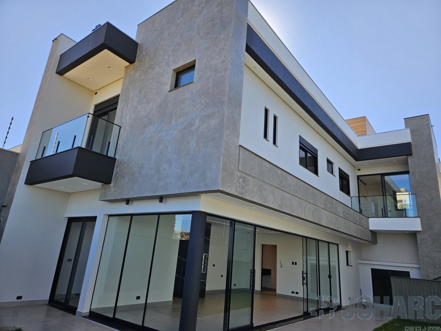 Casa Residencial para venda no Loteamento Residencial Cazarin em Apucarana com 360m² por R$ 1.600.000,00