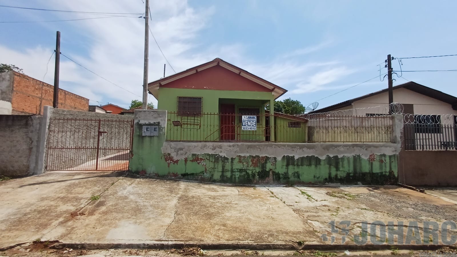 Casa Residencial para venda no Jardim Ponta Grossa em Apucarana com 368,46m² por R$ 260.000,00