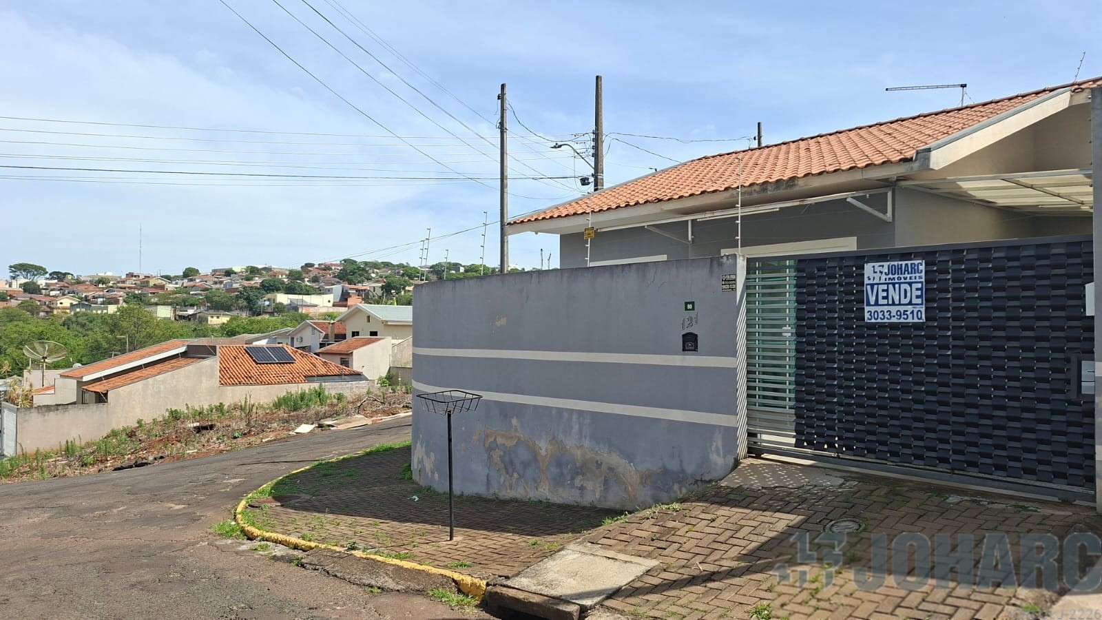 Casa Residencial para venda no Loteamento Residencial Villagio Di em Apucarana com 148m² por R$ 230.000,00