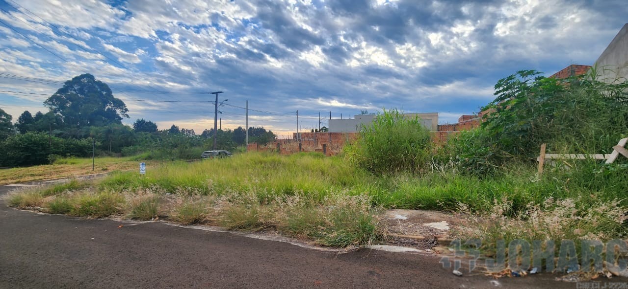 Terreno para venda no Residencial Parque da Raposa III em Apucarana com 262,19m² por R$ 29.000,00