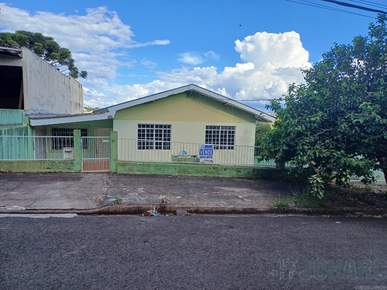 Casa Residencial para venda no Centro em Apucarana com 672,45m² por R$ 620.000,00