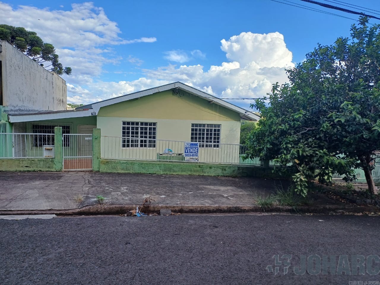 Casa Residencial para venda no Centro em Apucarana com 672,45m² por R$ 620.000,00