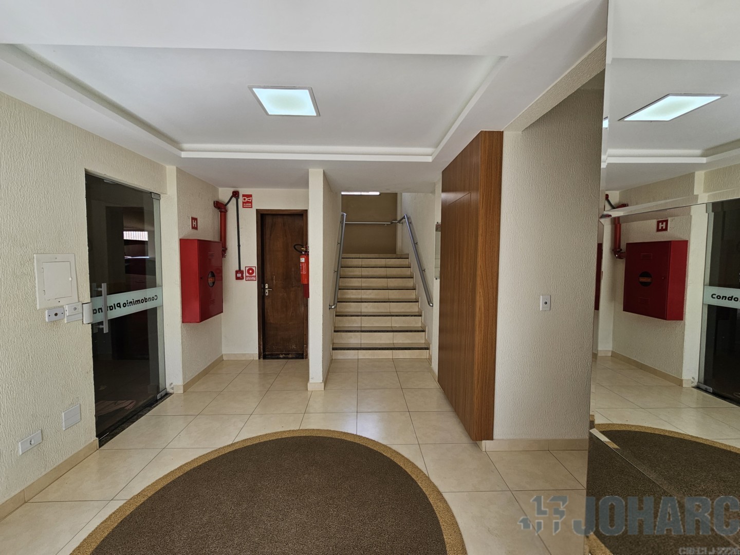 Apartamento para locacao no Vila Agari em Apucarana com 102,66m² por R$ 1.700,00