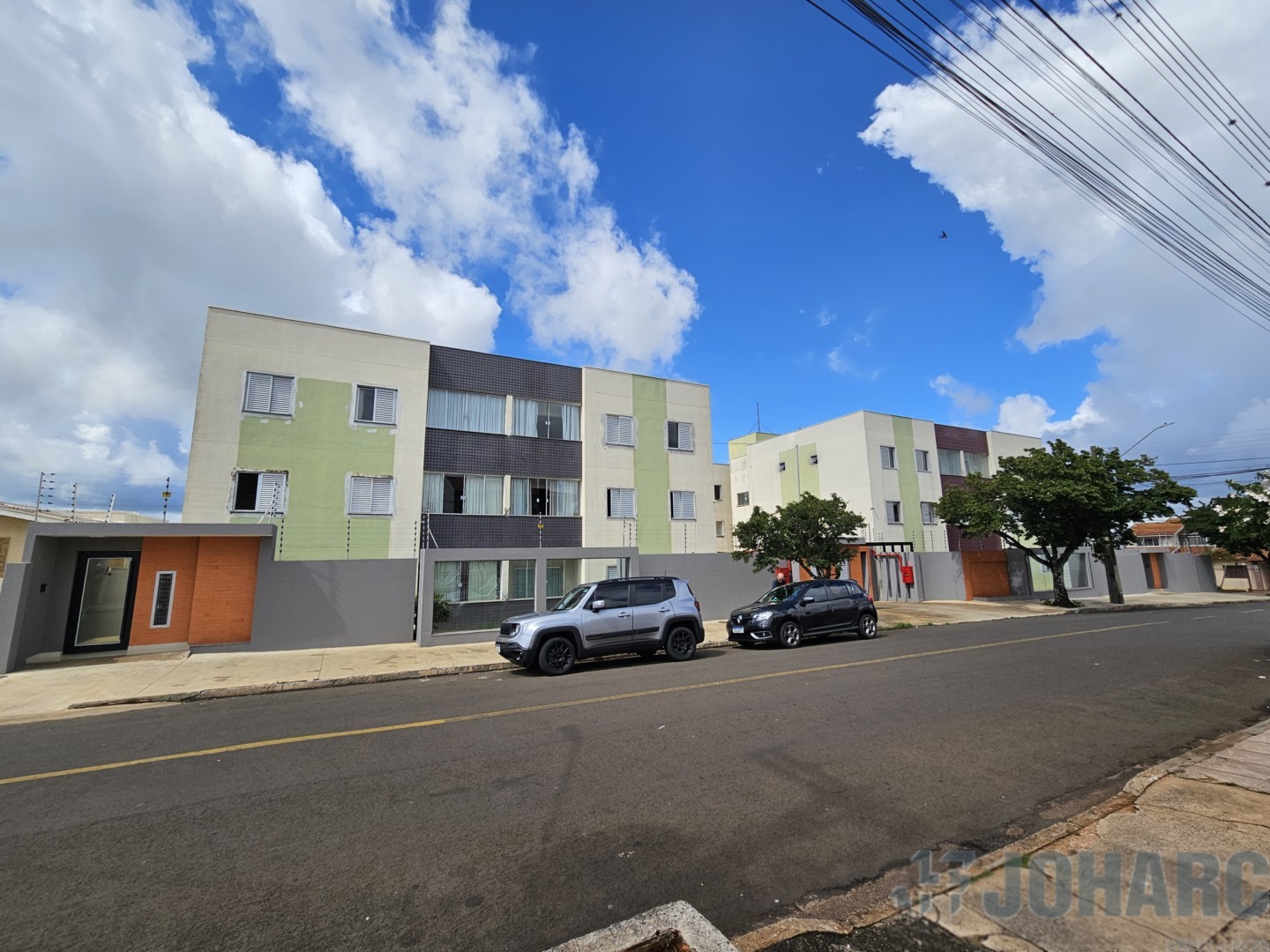 Apartamento para locacao no Vila Agari em Apucarana com 102,66m² por R$ 1.700,00