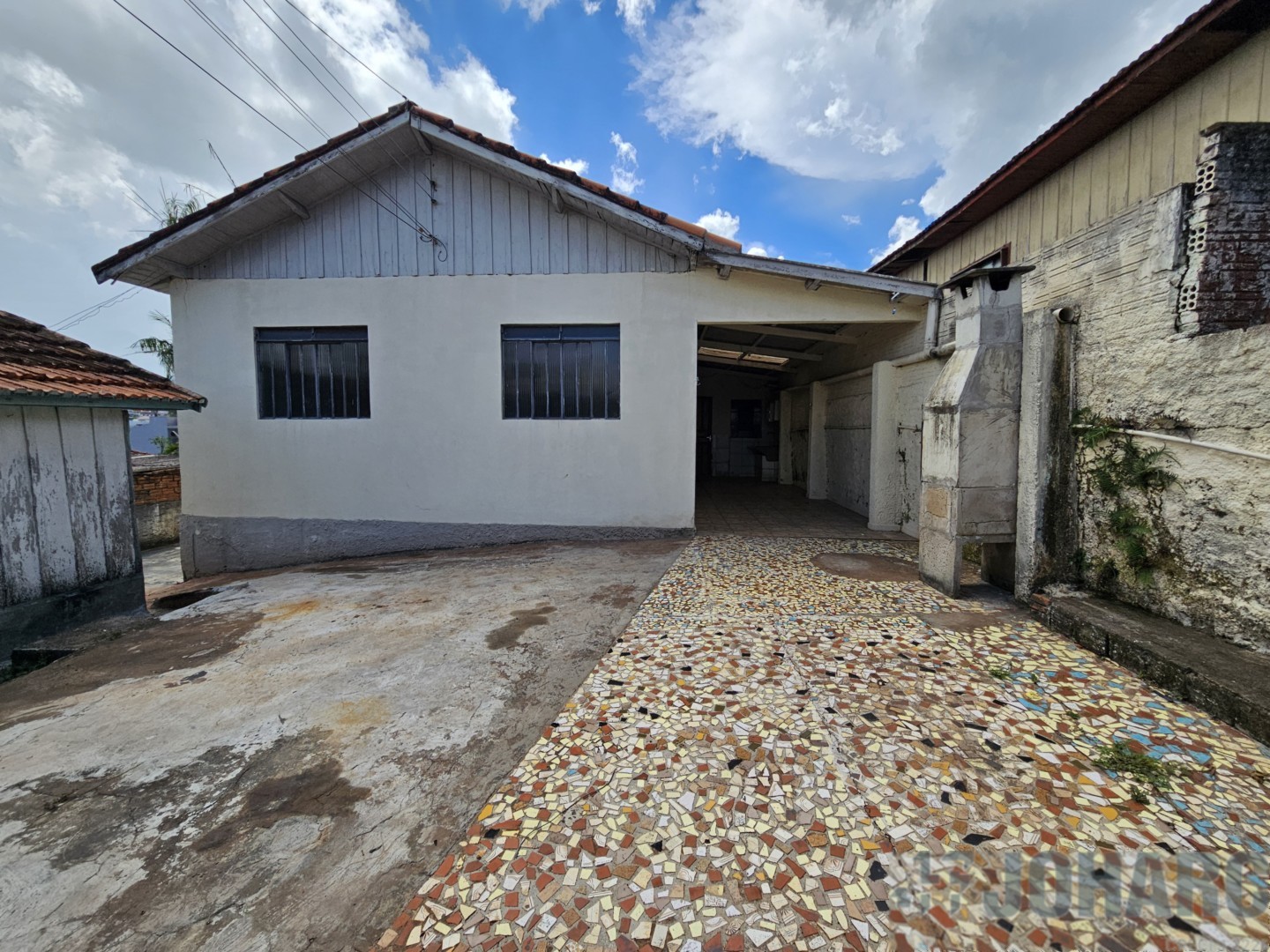 Casa Residencial para locacao no Vila Agari em Apucarana com 300m² por R$ 1.080,00