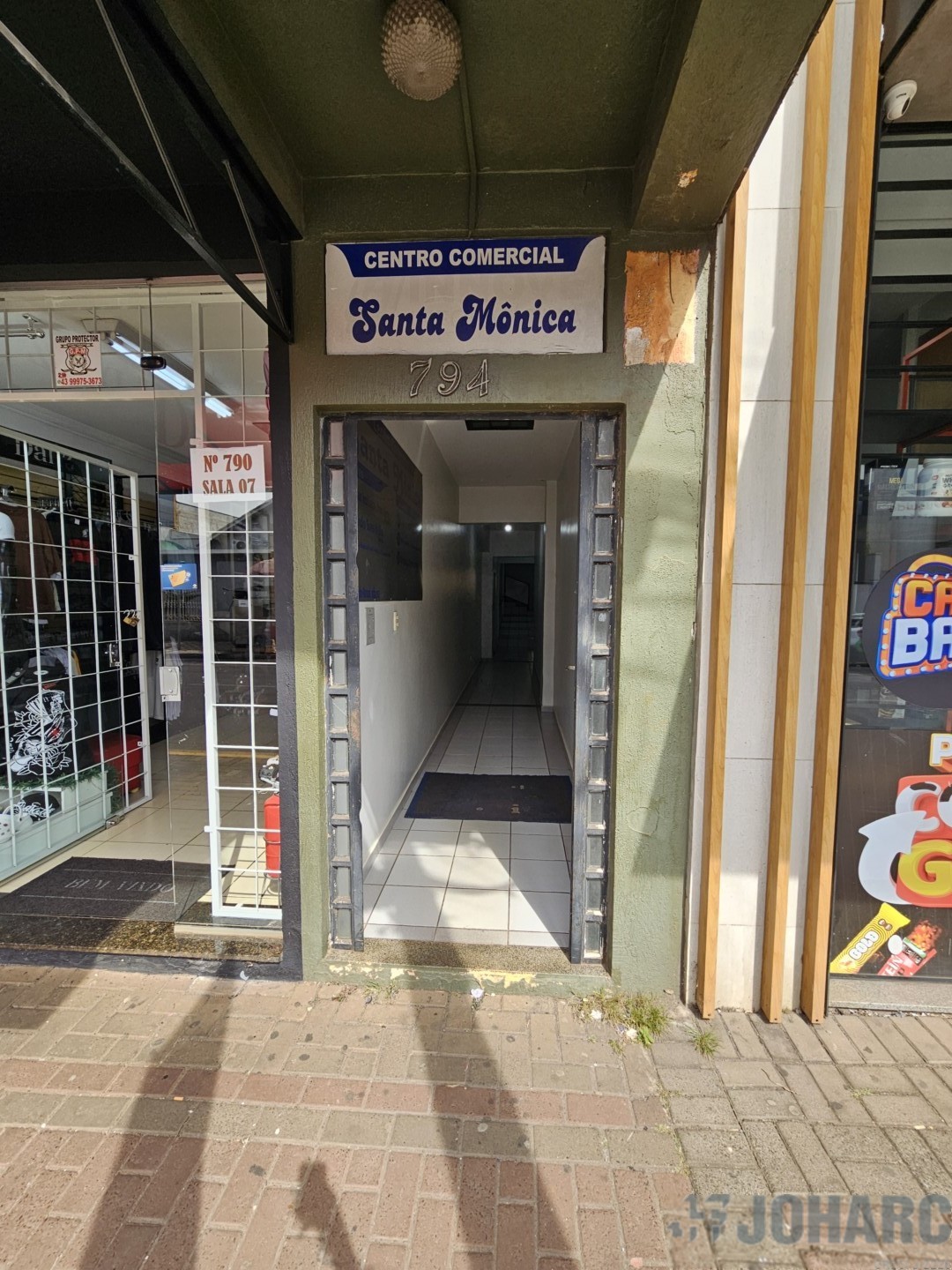 Sala Comercial para locacao no Centro em Apucarana com 0m² por R$ 900,00