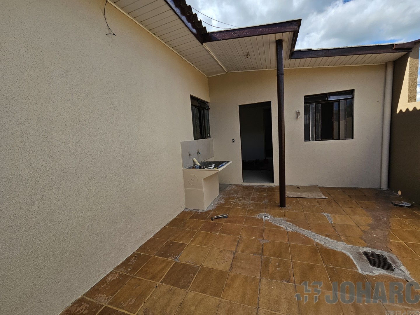 Casa Residencial para locacao no Nucleo Habitacional Papa Joao Paulo em Apucarana com 312m² por R$ 820,00