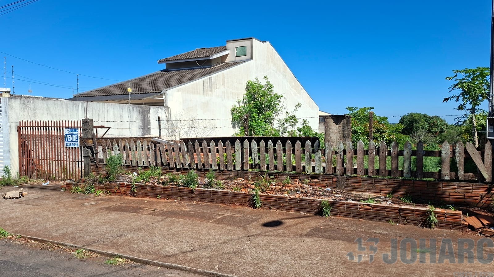 Terreno para venda no Jardim Tibagi em Apucarana com 682,92m² por R$ 235.000,00