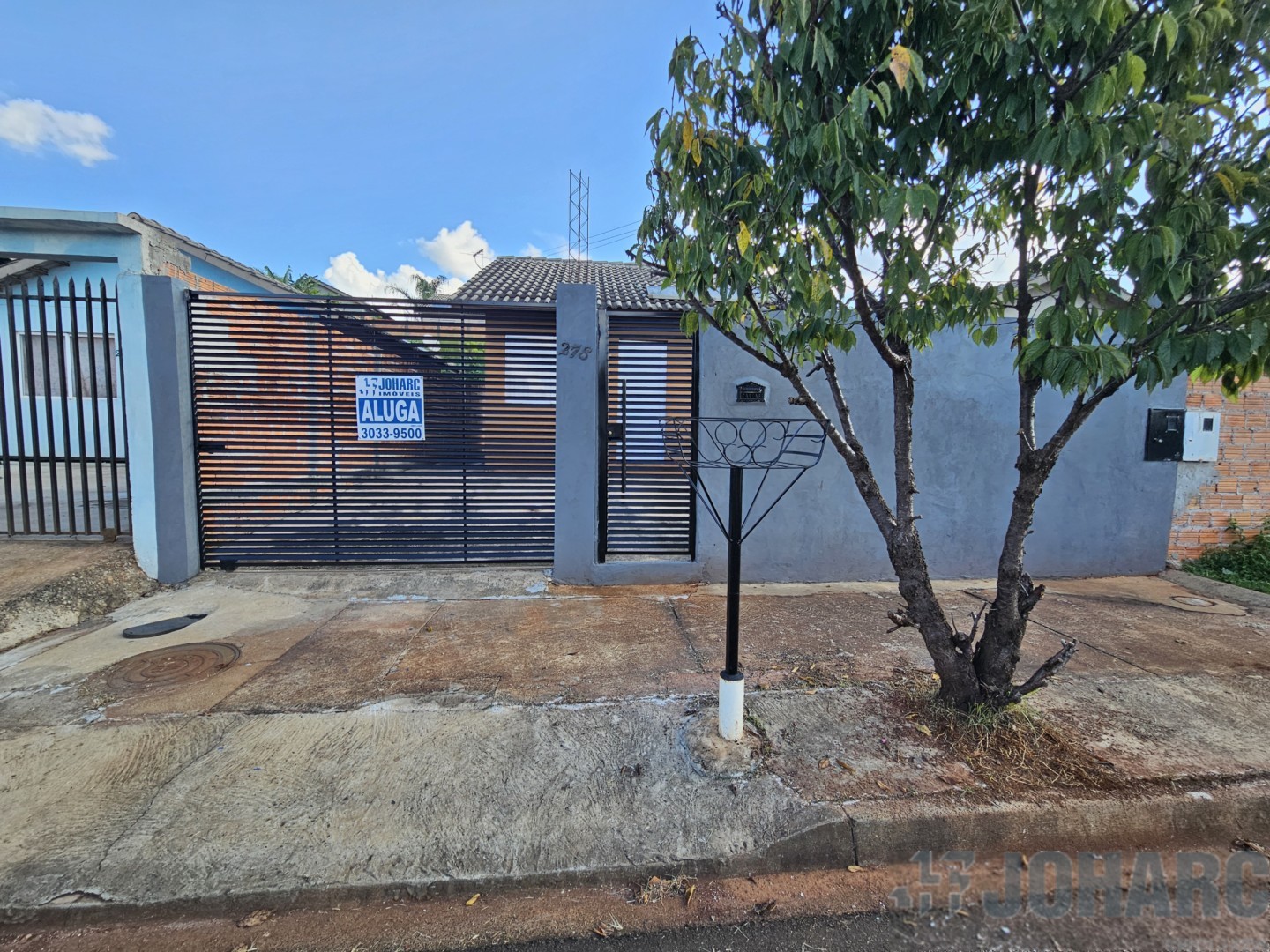 Casa Residencial para locacao no Lot Solo Sagrado em Apucarana com 200m² por R$ 650,00