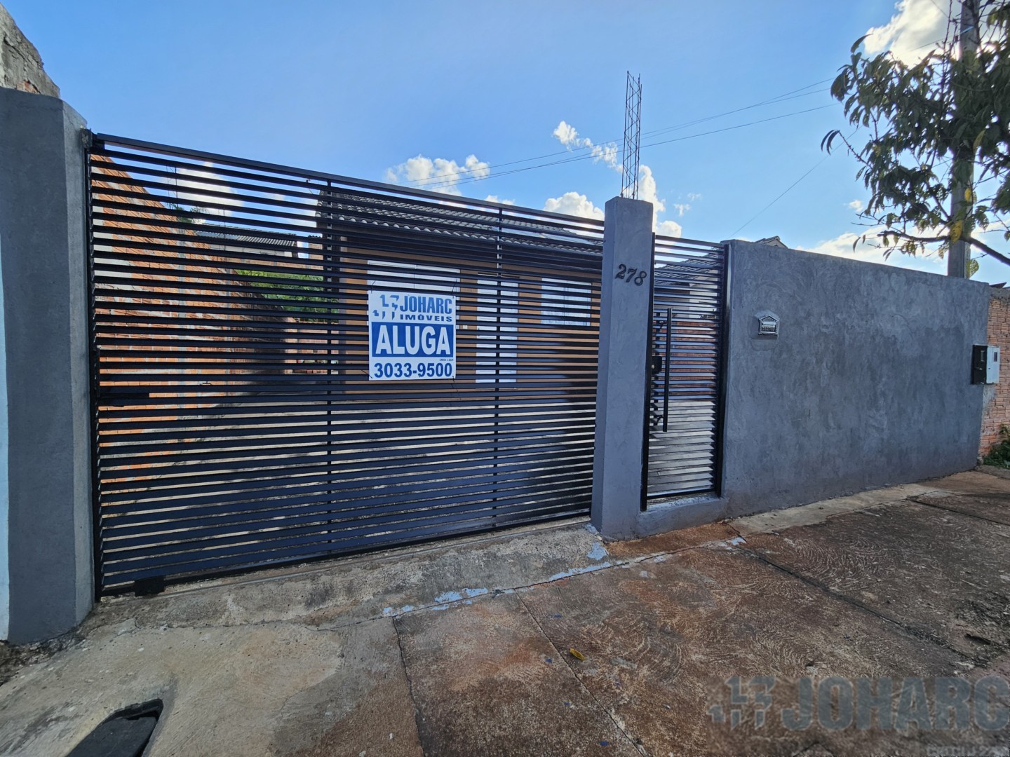 Casa Residencial para locacao no Lot Solo Sagrado em Apucarana com 200m² por R$ 650,00