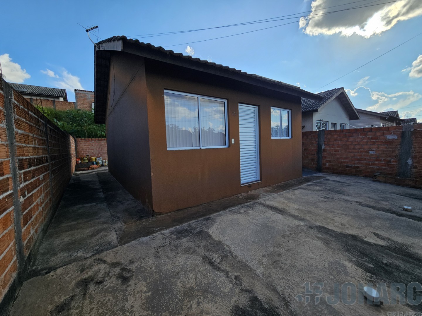 Casa Residencial para locacao no Lot Solo Sagrado em Apucarana com 200m² por R$ 650,00