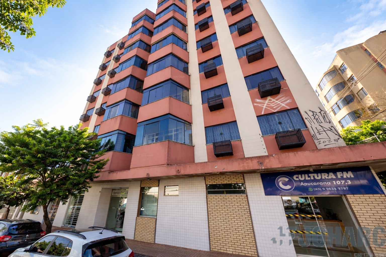 Apartamento para locacao no Centro em Apucarana com 0m² por R$ 2.000,00