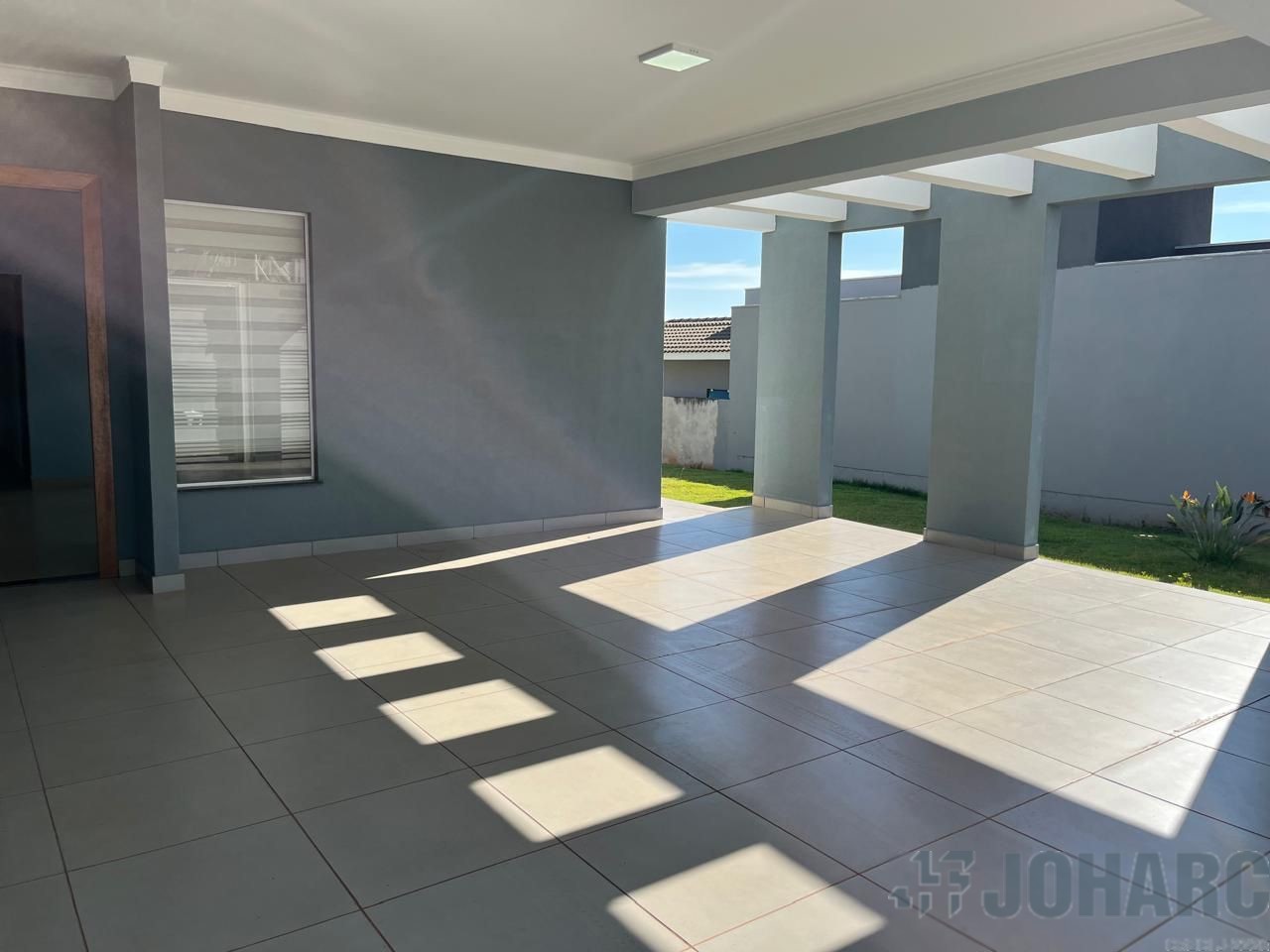 Casa Residencial para venda no Loteamento Santa Candida em Apucarana com 523m² por R$ 650.000,00