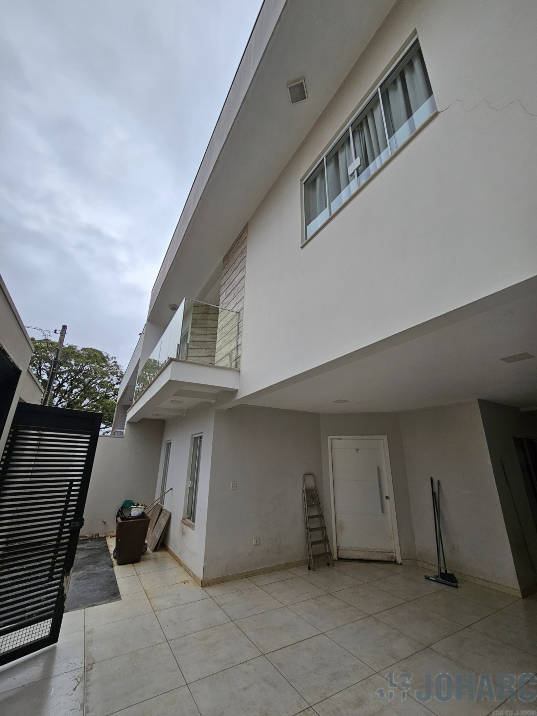 Sobrado para locacao no Jardim Guanabara em Apucarana com 170m² por R$ 2.500,00