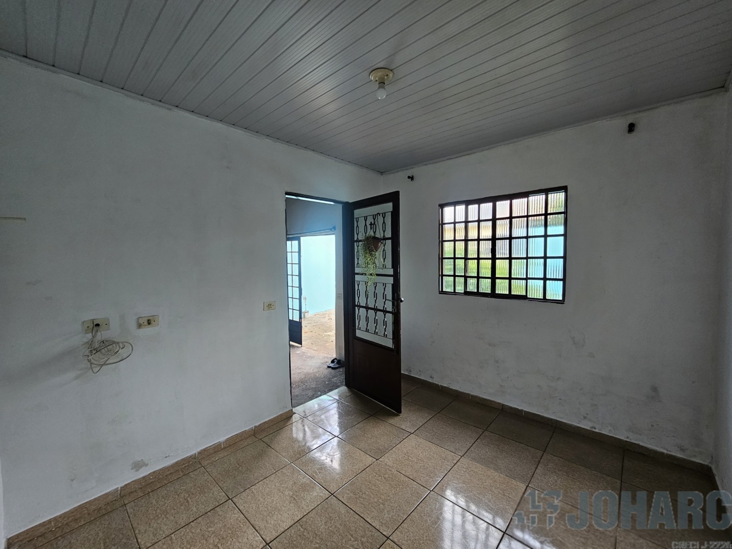 Casa Residencial para locacao no Residencial Parque da Raposa em Apucarana com 200m² por R$ 1.020,00