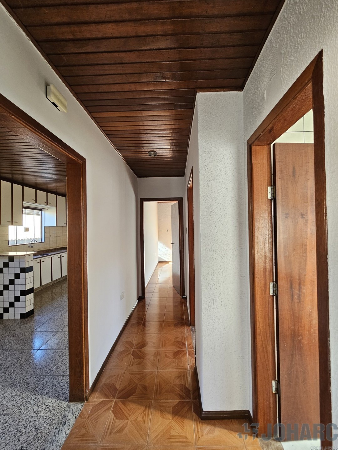 Casa Residencial para locacao no Nucleo Habitacional Papa Joao Paulo em Apucarana com 288m² por R$ 1.750,00