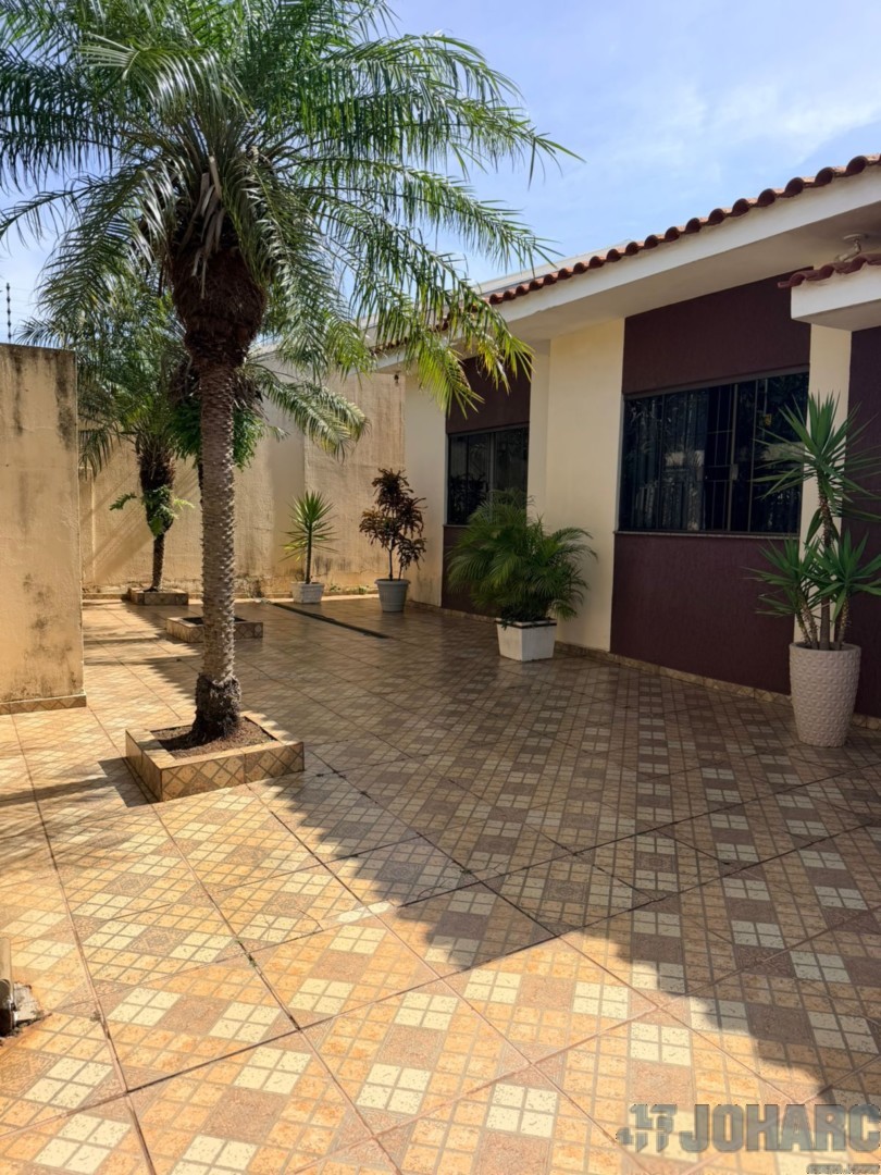 Casa Residencial para venda no Jardim Apucarana em Apucarana com 468,75m² por R$ 700.000,00