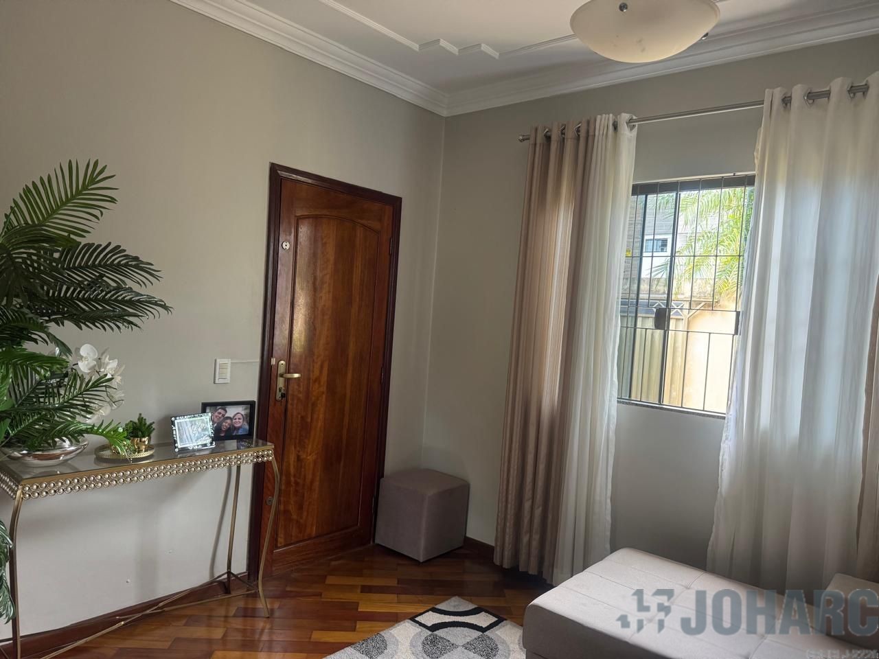 Casa Residencial para venda no Jardim Apucarana em Apucarana com 468,75m² por R$ 700.000,00