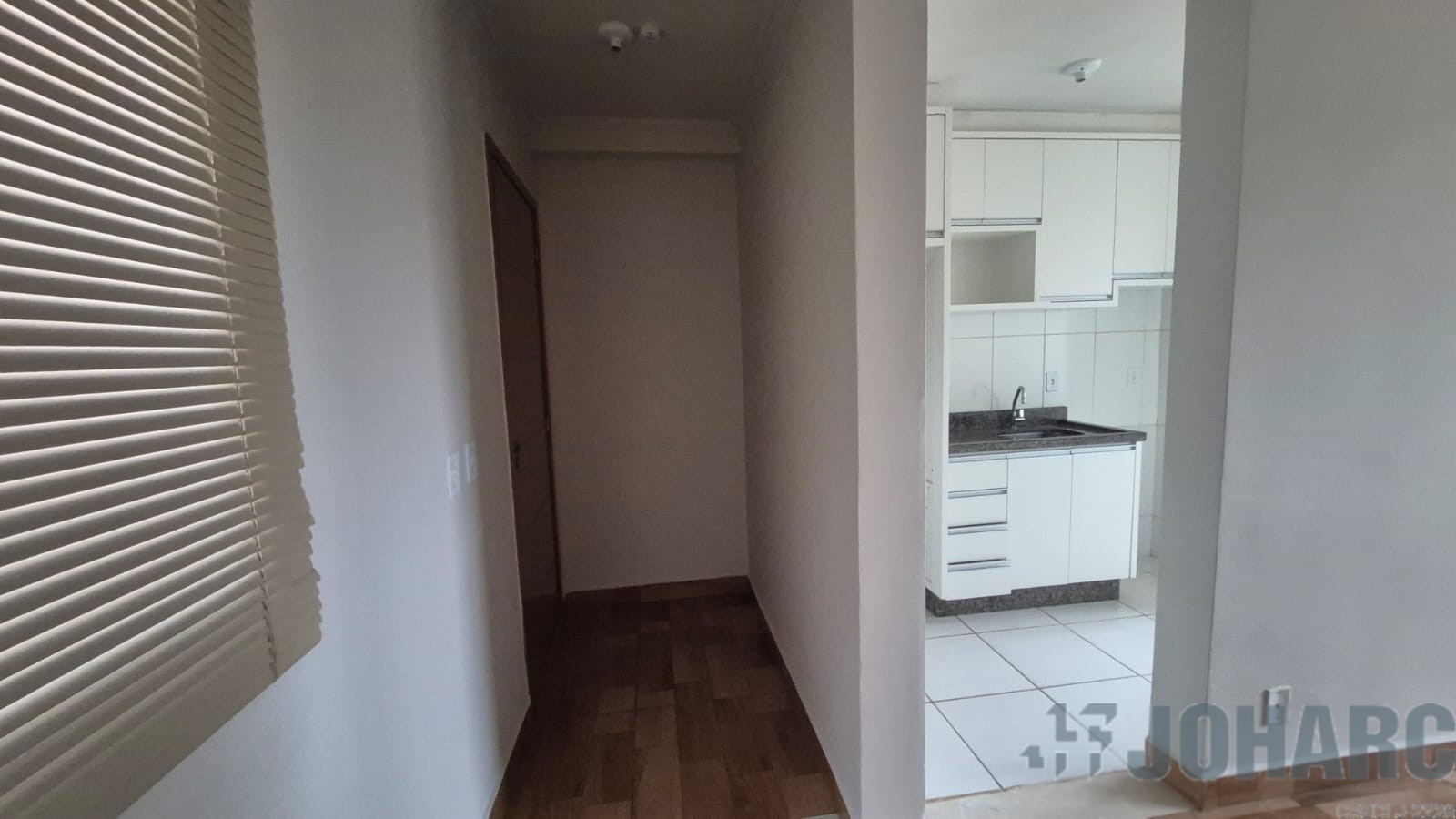 Apartamento para venda no Jardim Celmira em Apucarana com 56,1m² por R$ 235.000,00
