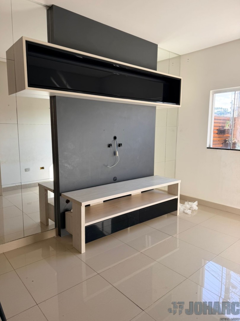 Sobrado para venda no Jardim Albino Biachi em Apucarana com 100,48m² por R$ 450.000,00