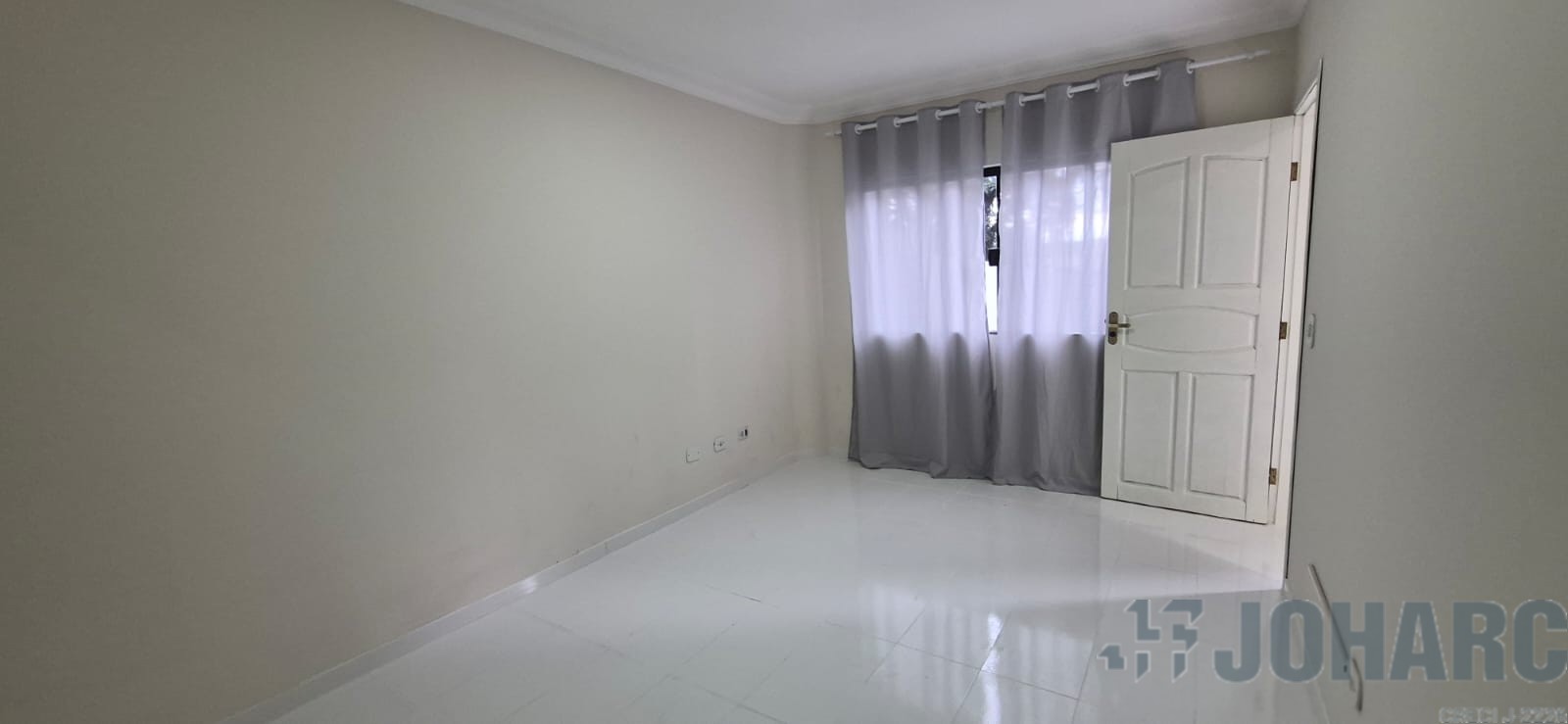 Sobrado para venda no Centro em Apucarana com 180m² por R$ 565.000,00