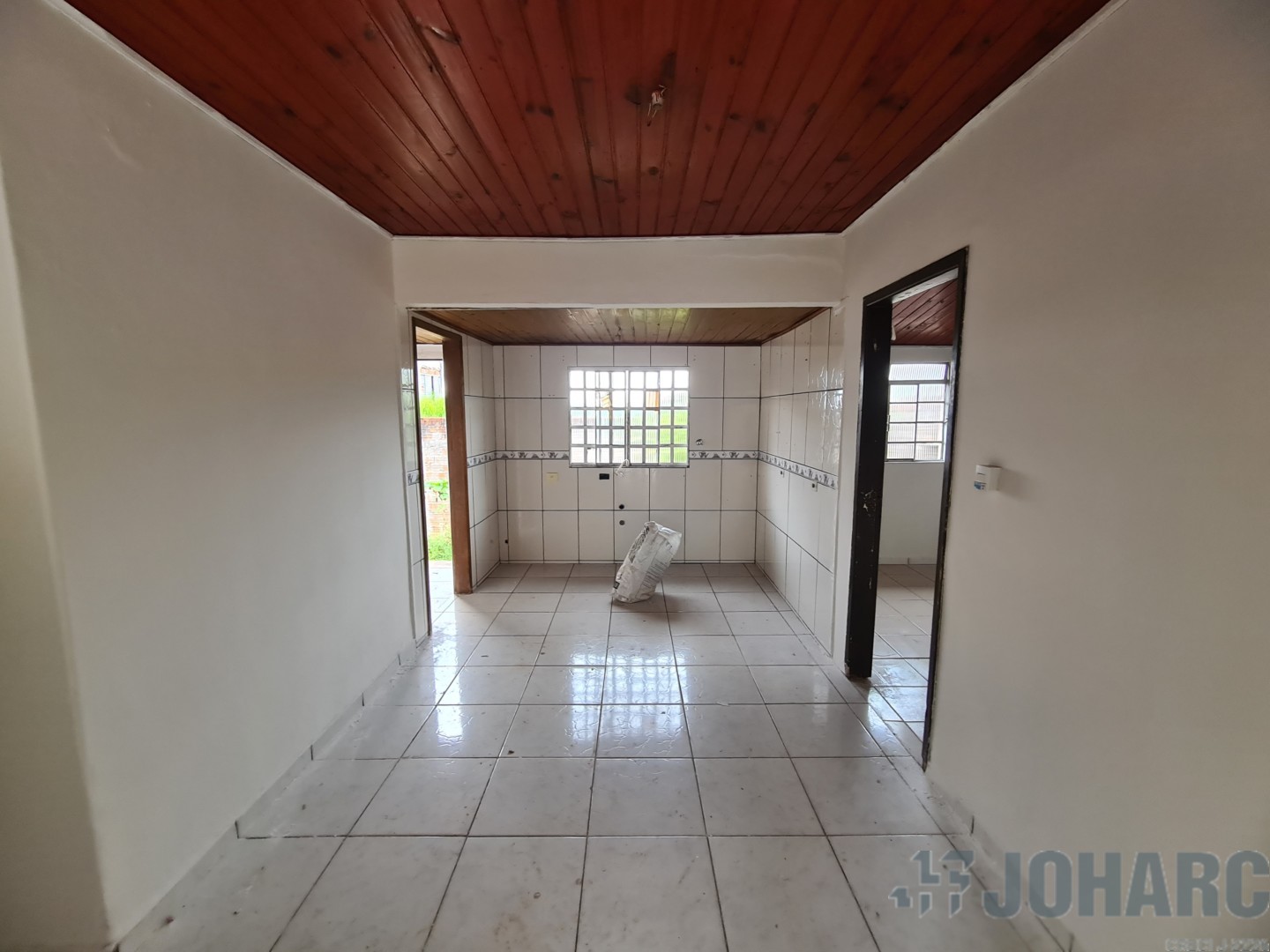 Casa Residencial para venda no Vila Nova em Apucarana com 349,8m² por R$ 300.000,00