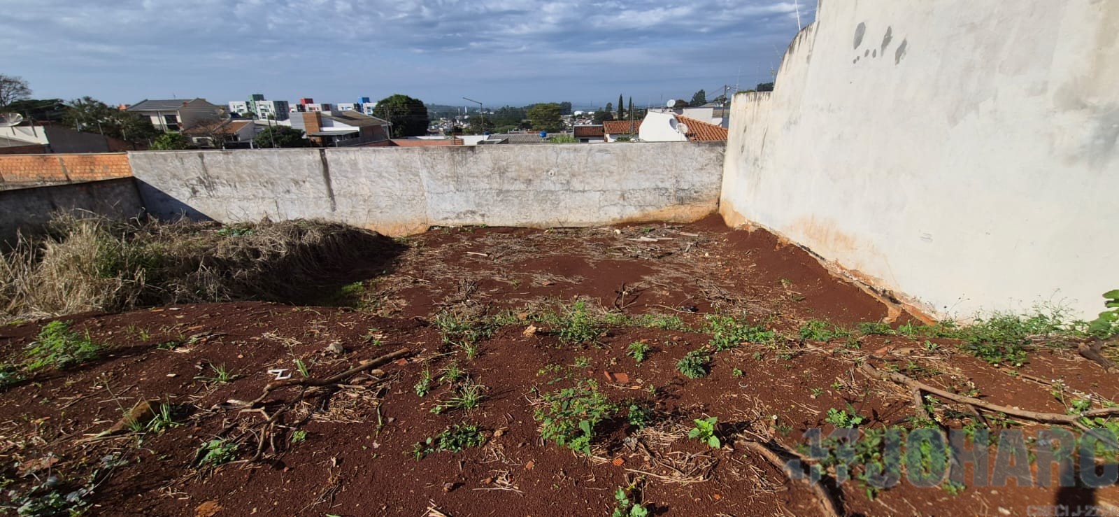Terreno para venda no Vila Residencial Isabela em Apucarana com 322,56m² por R$ 130.000,00