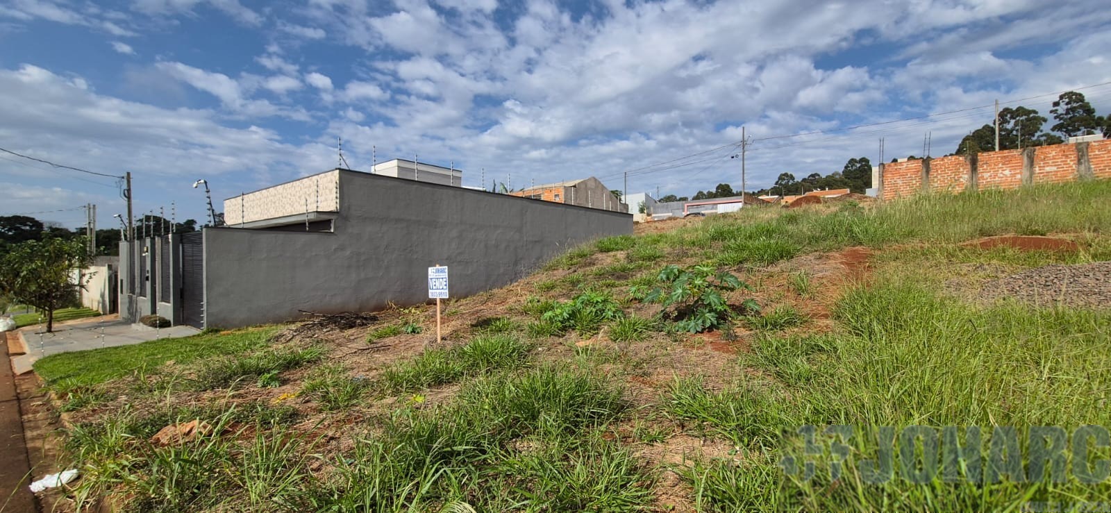 Terreno para venda no Monte Siao em Apucarana com 252m² por R$ 90.000,00