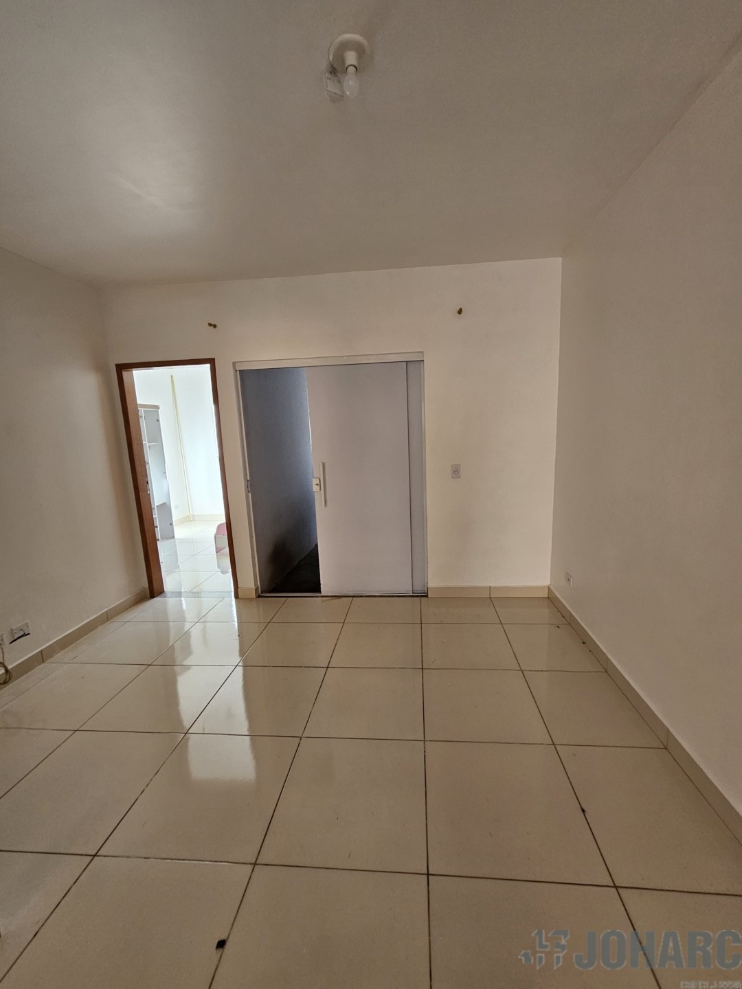 Casa Residencial para locacao no Residencial Interlagos em Apucarana com 137,5m² por R$ 900,00