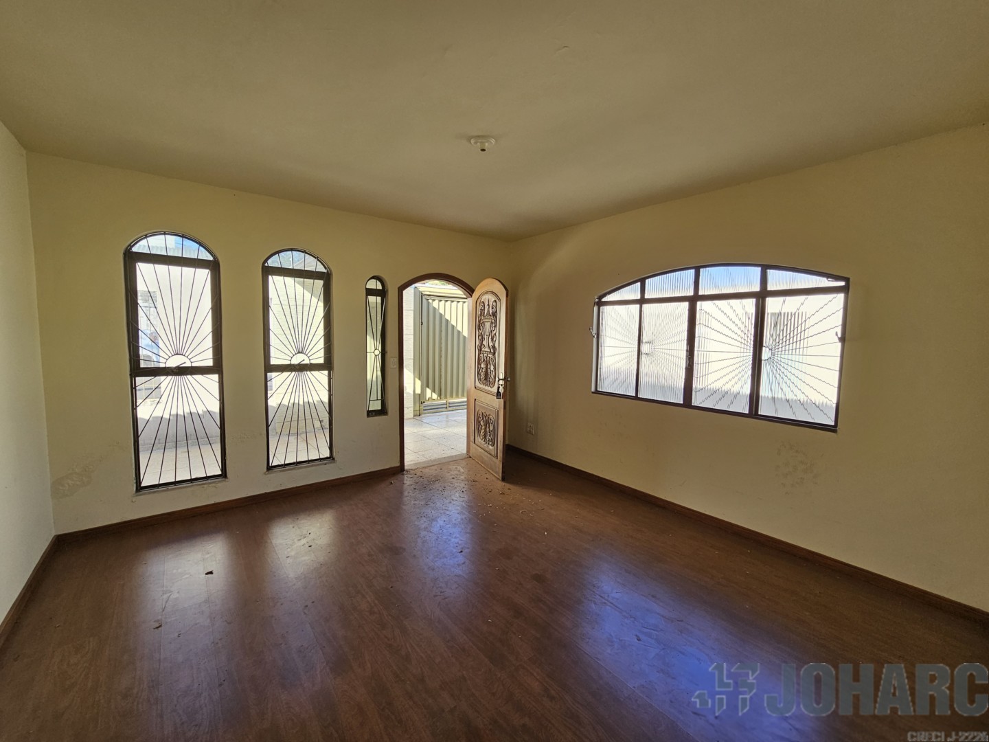Casa Residencial para locacao no Loteamento Santa Candida em Apucarana com 360m² por R$ 2.100,00