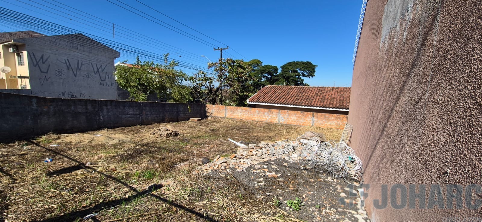 Terreno para venda no Vila Operaria Stabile em Apucarana com 126m² por R$ 130.000,00