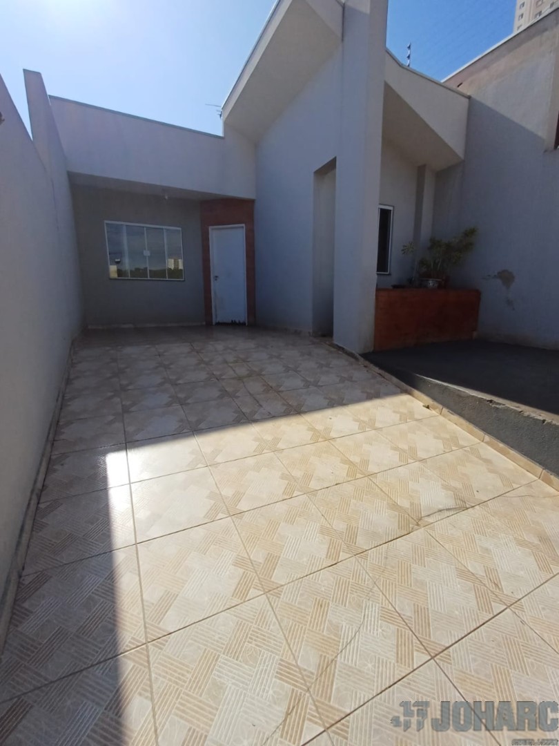 Casa Residencial para venda no Loteamento Jardim por do Sol em Apucarana com 134,32m² por R$ 300.000,00