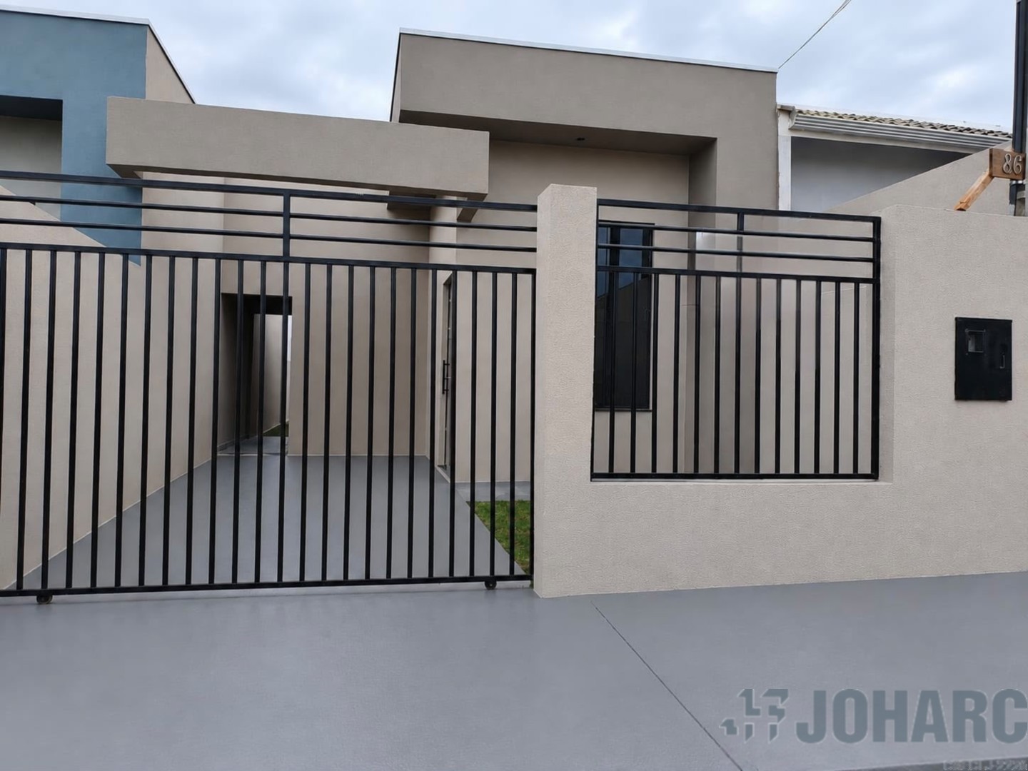 Casa Residencial para venda no Loteamento Residencial Veneza em Apucarana com 131m² por R$ 290.000,00