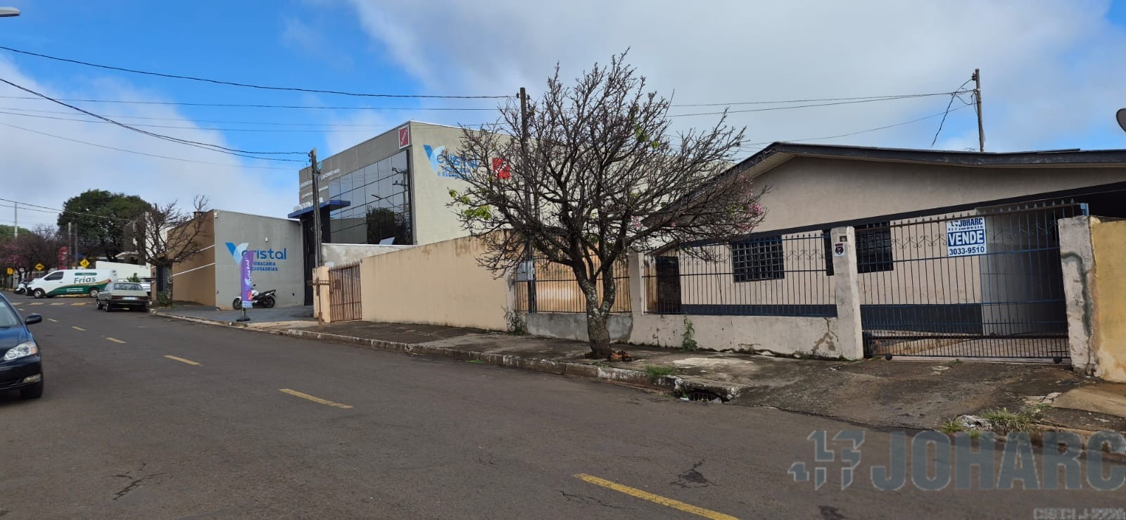 Casa Residencial para venda no Parque Bela Vista em Apucarana com 360m² por R$ 250.000,00