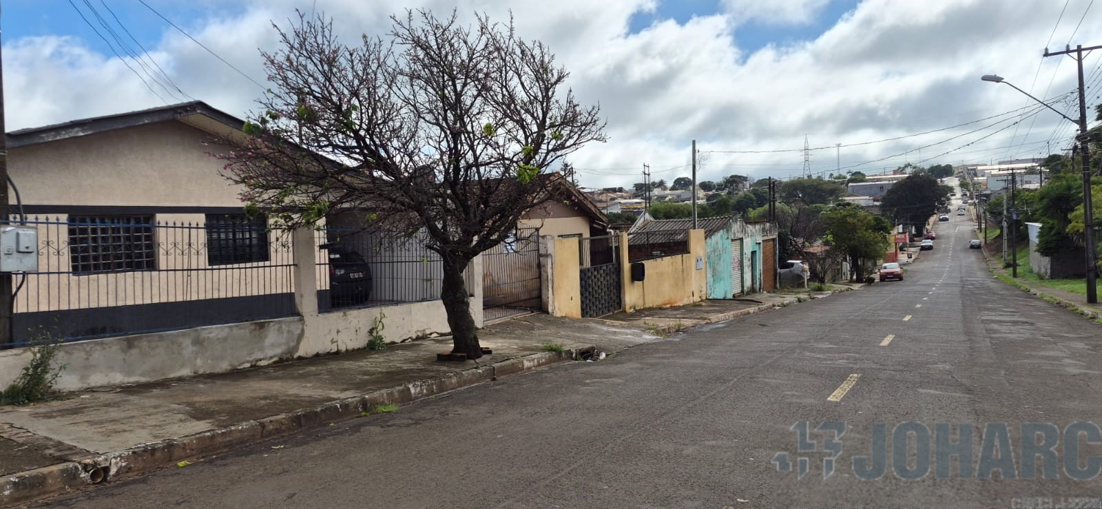 Casa Residencial para venda no Parque Bela Vista em Apucarana com 360m² por R$ 250.000,00