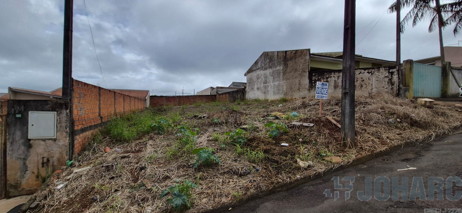 Terreno para venda no Jardim Catuai III em Apucarana com 360m² por R$ 130.000,00