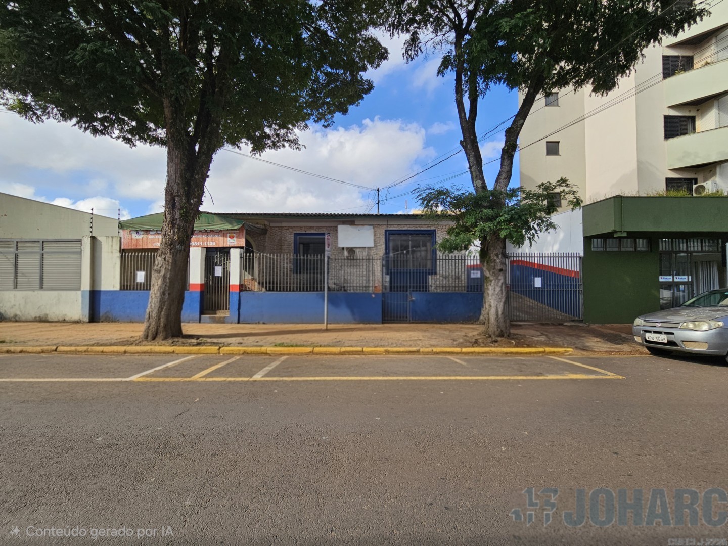 Casa Comercial para locacao no Centro em Apucarana com 787m² por R$ 6.000,00