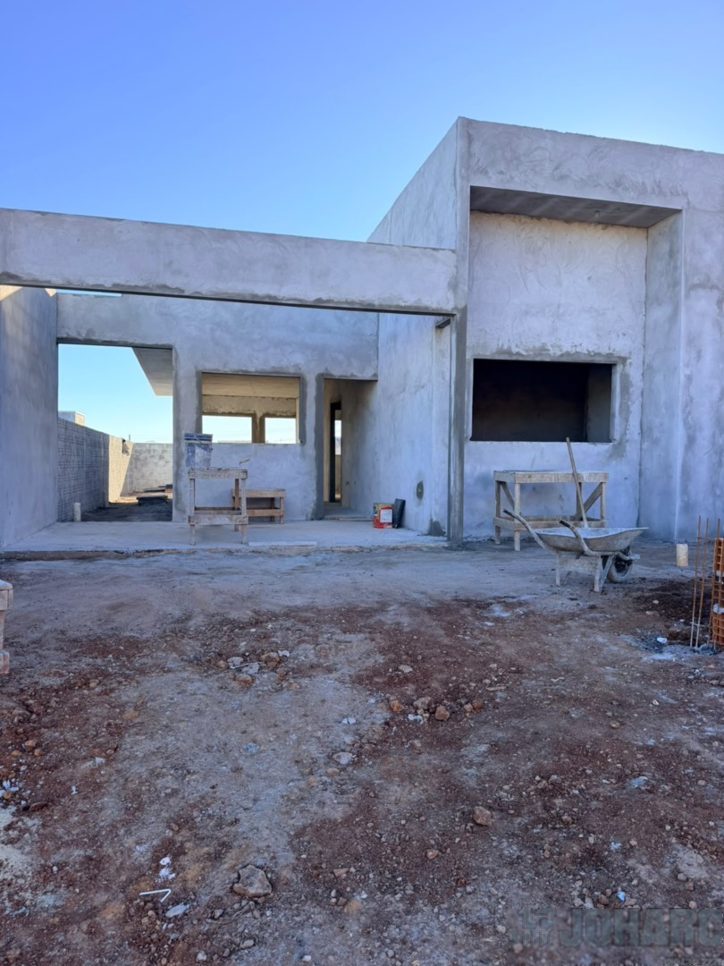 Casa Residencial para venda no Centro em Cambira com 212,5m² por R$ 265.000,00
