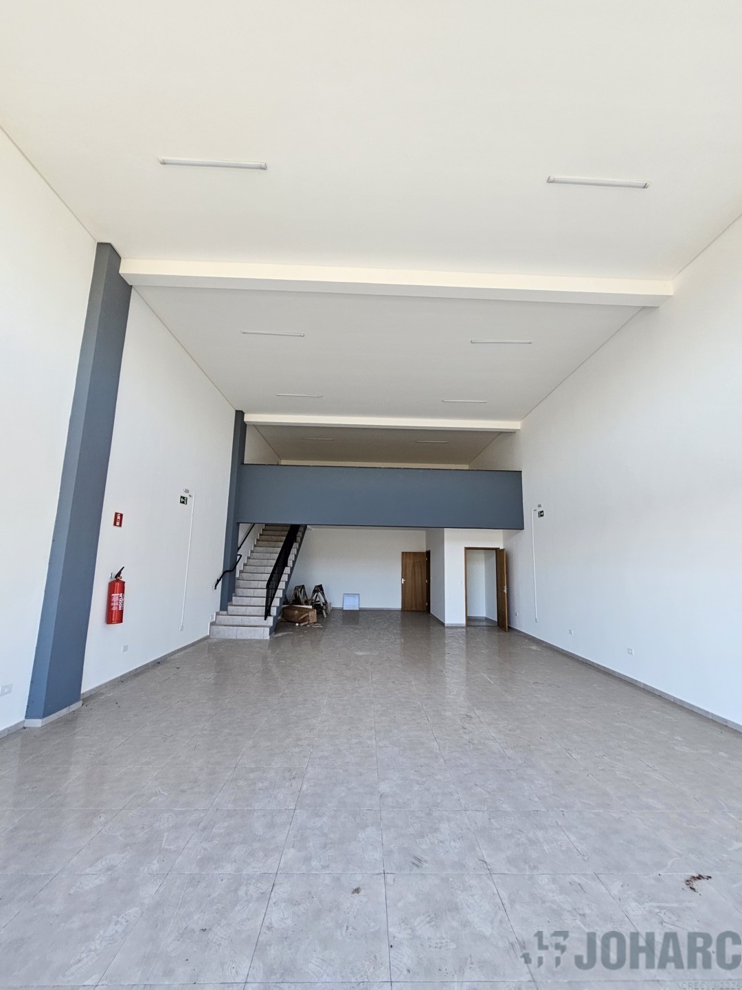 Sala Comercial para locacao no Vila Agari em Apucarana com 0m² por R$ 2.600,00