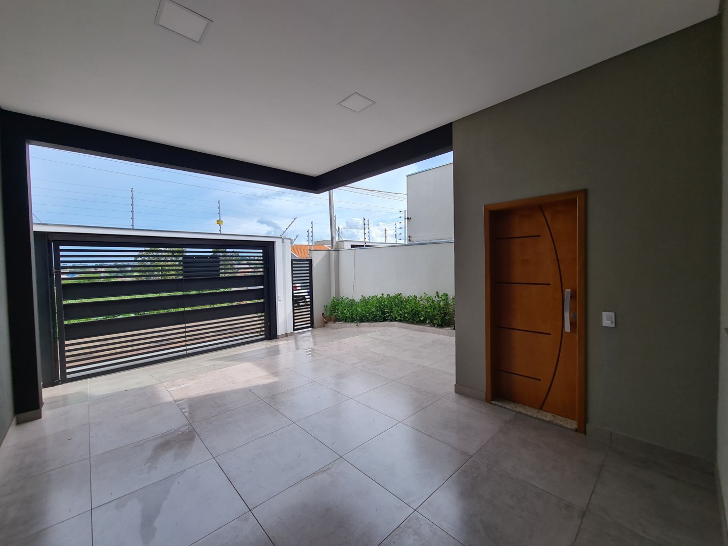 Casa Residencial para venda no Residencial Joaquim Vicente de Cast em Apucarana com 216,6m² por R$ 650.000,00