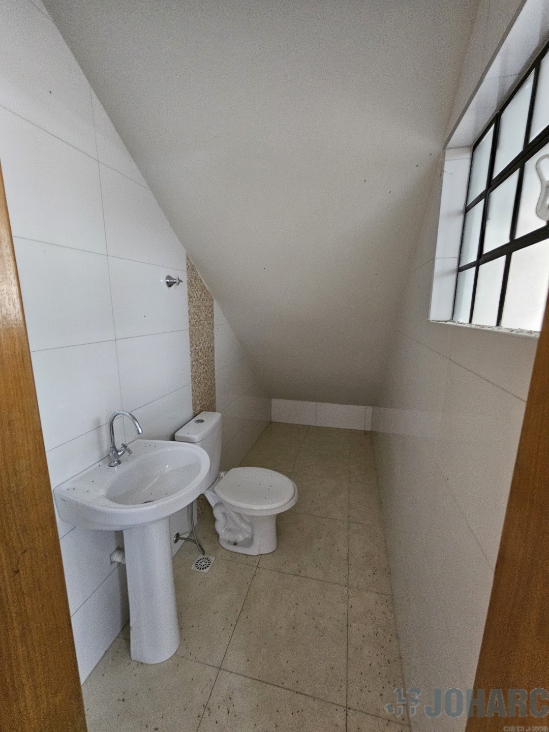 Sala Comercial para locacao no Centro em Apucarana com 0m² por R$ 10.000,00