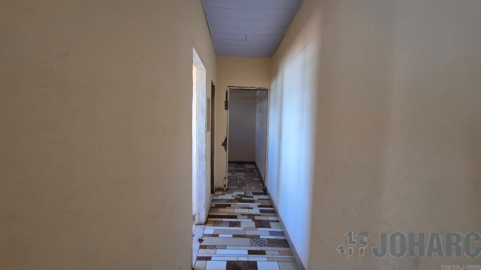 Casa Residencial para venda no Jardim Santos Dumont III em Apucarana com 200m² por R$ 85.000,00