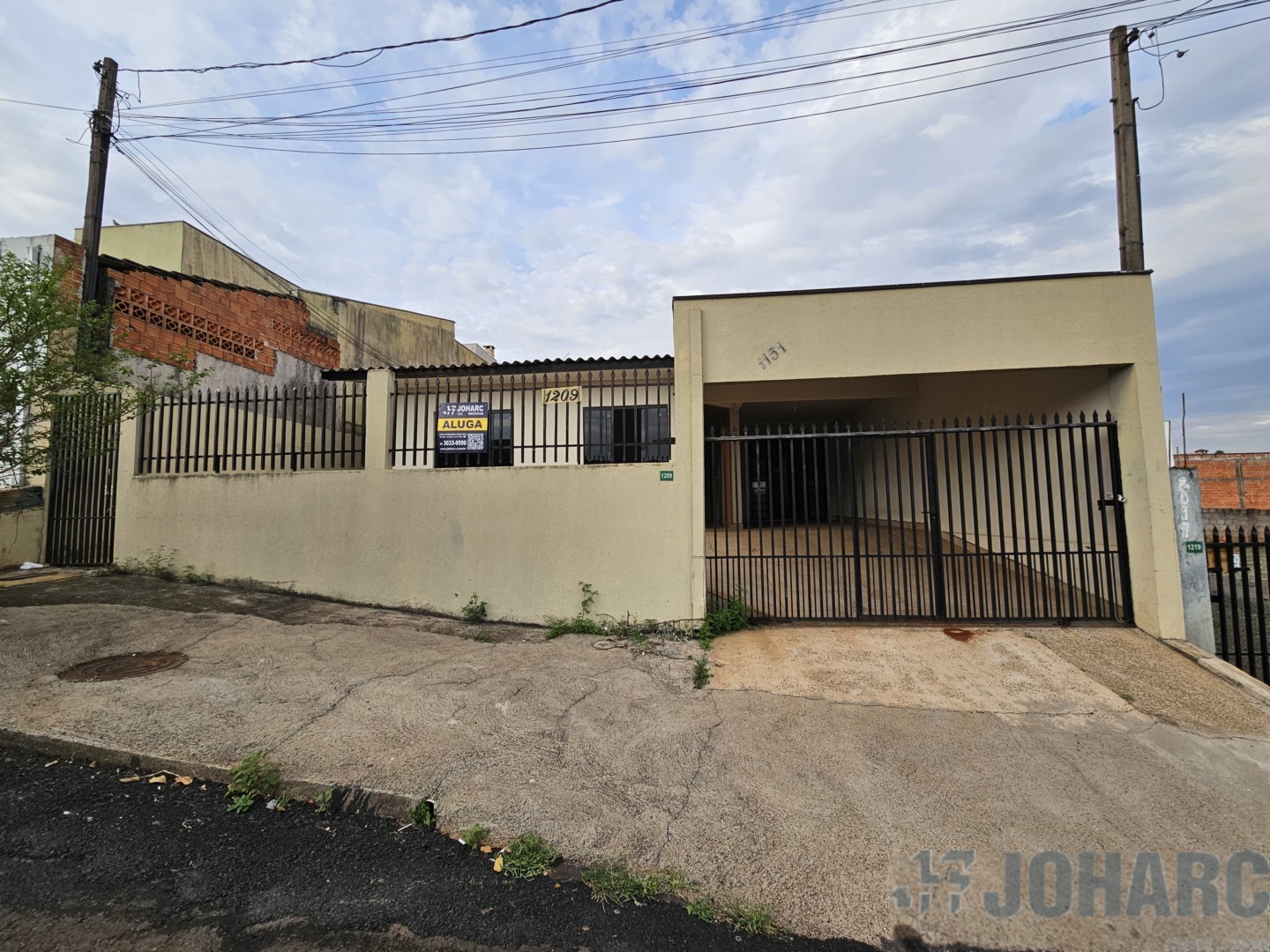 Casa Residencial para locacao no Residencial Interlagos em Apucarana com 110m² por R$ 1.500,00