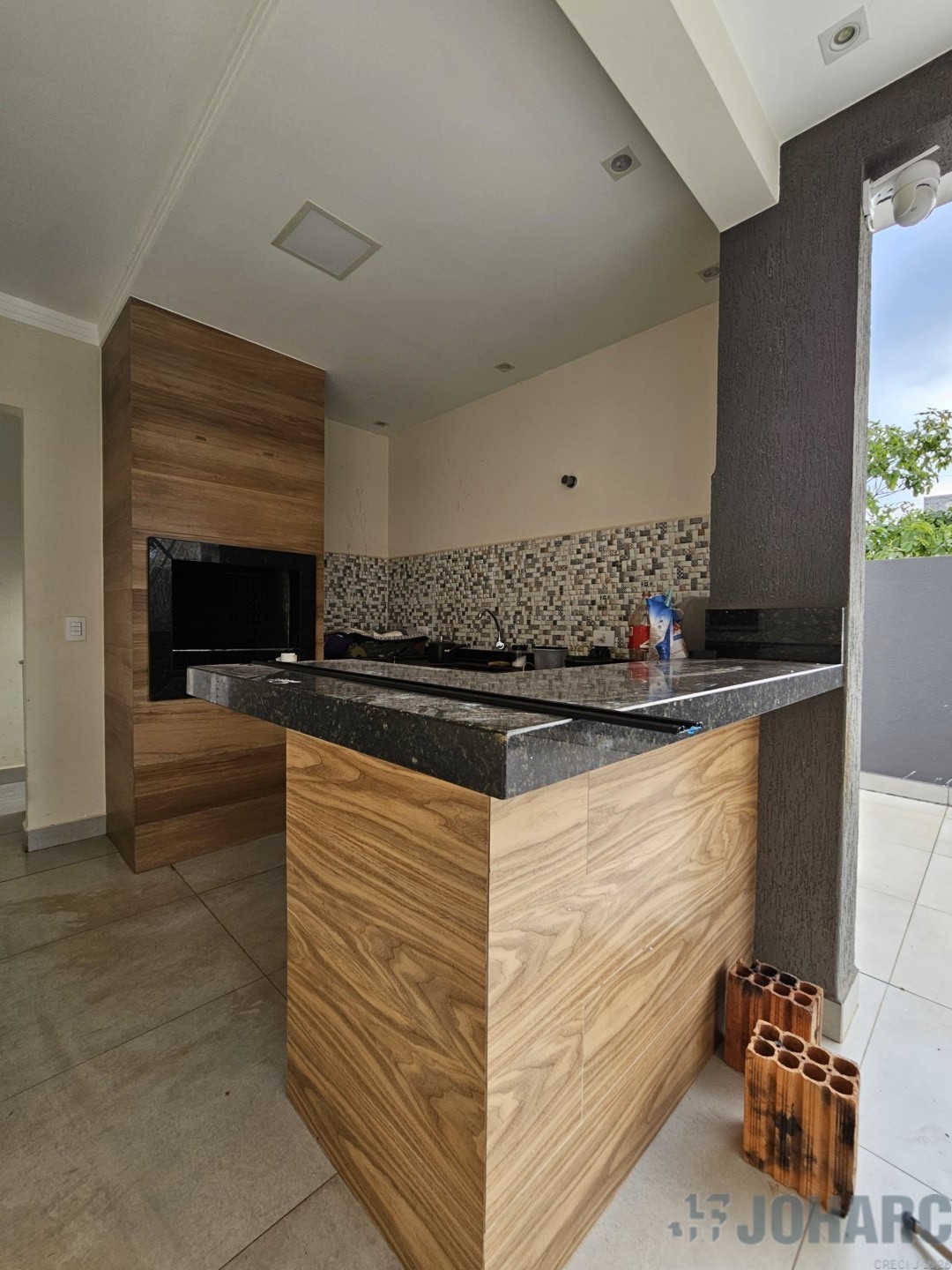 Casa Residencial para locacao no Solar de Toscana em Apucarana com 193,38m² por R$ 2.400,00